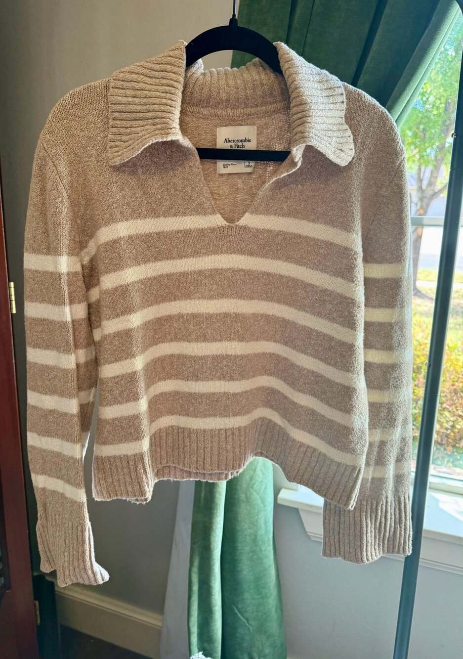 AF collar neck striped sweater